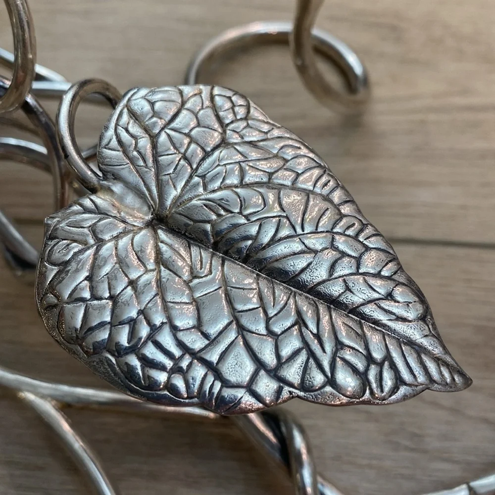 Art‎ Nouveau Lily Candle Holder